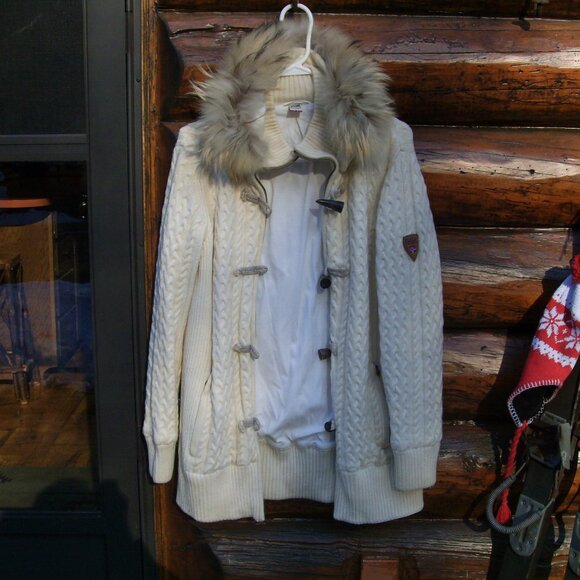 Dale of Norway Svolvaer  Cable Knit Sweater Jacket Real Fur Trim Hood SZ M - Picture 2 of 7